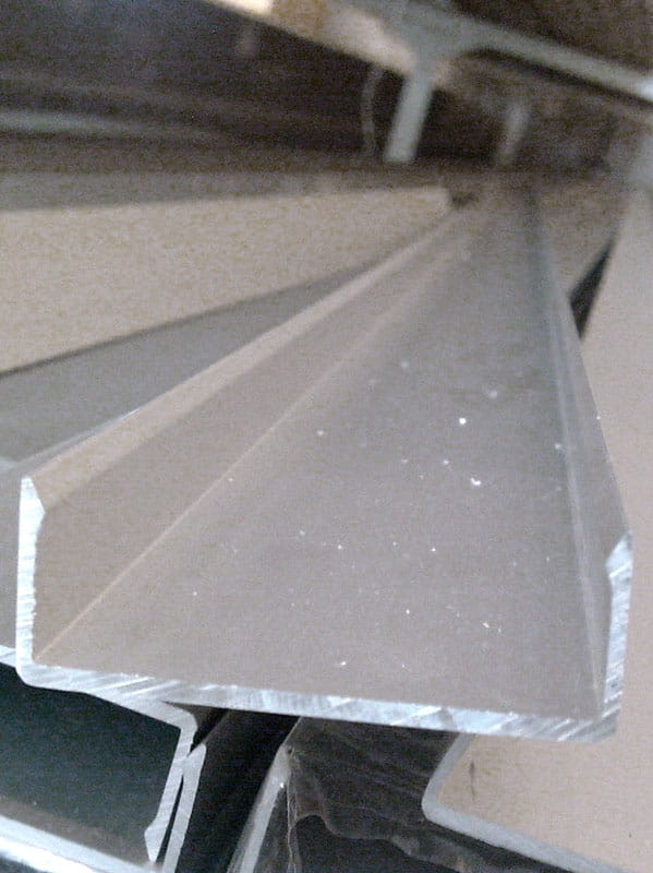 Алюминиевые швеллера