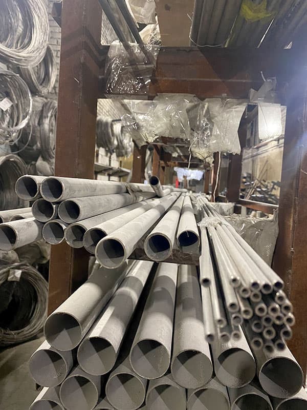 Продажа титановых труб